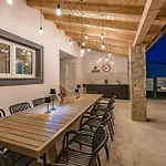 Renata For 11 People With Private Heated Pool & Pet Friendly * Rebici
