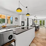Renata For 11 People With Private Heated Pool & Pet Friendly Βίλα Rebici